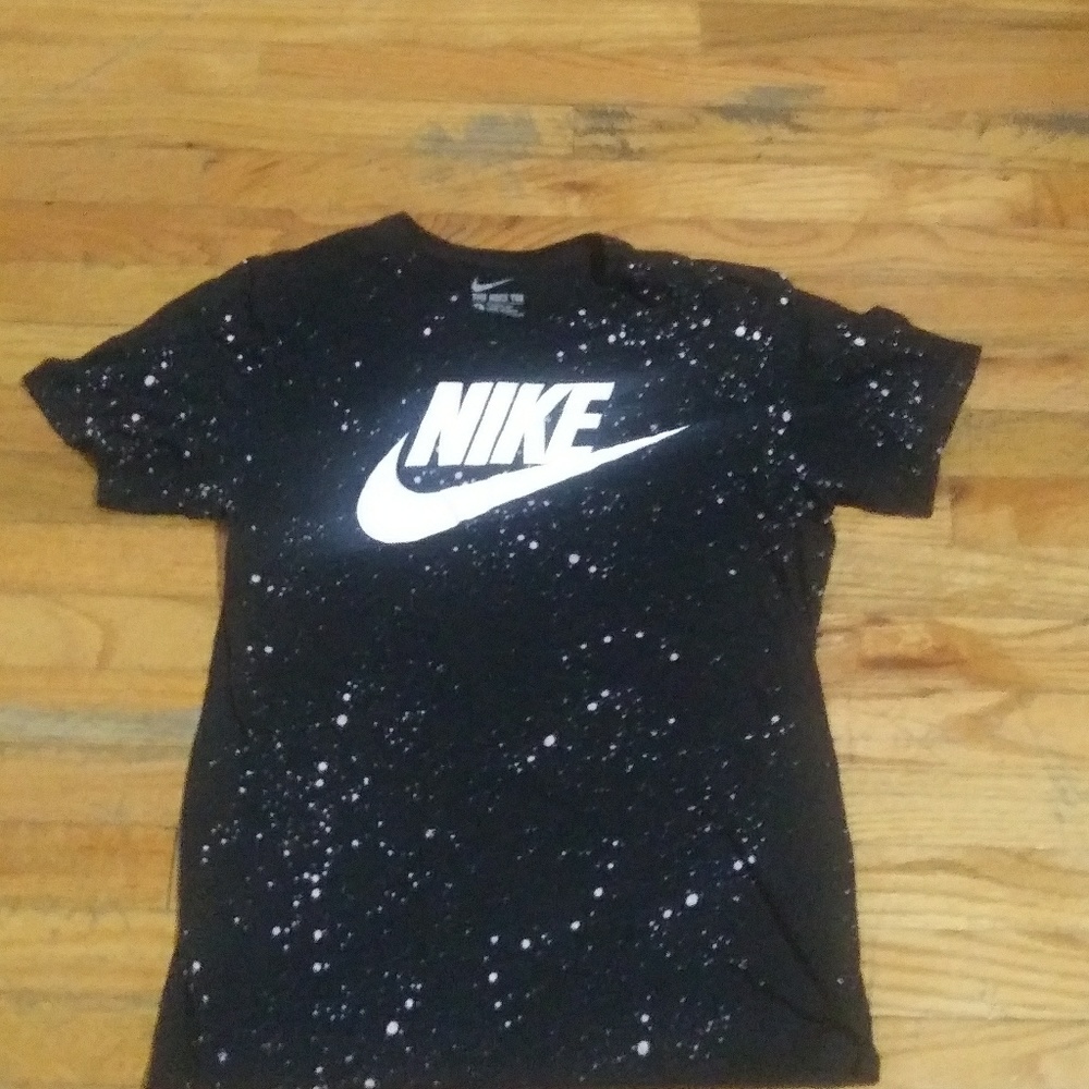 Nike T shirt